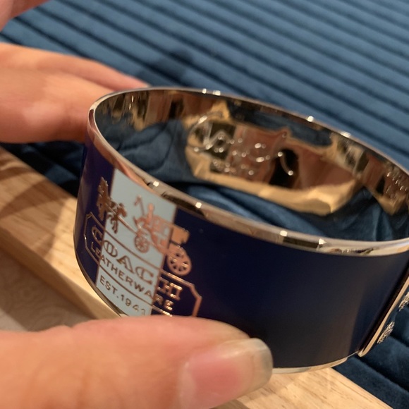 COACH bangle - Picture 3 of 4